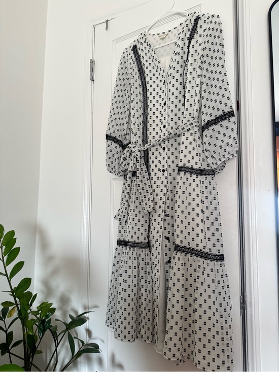 Shoshanna Dresses & Skirts - Shoshanna White Midi Dress with Black Geometric Print size 4